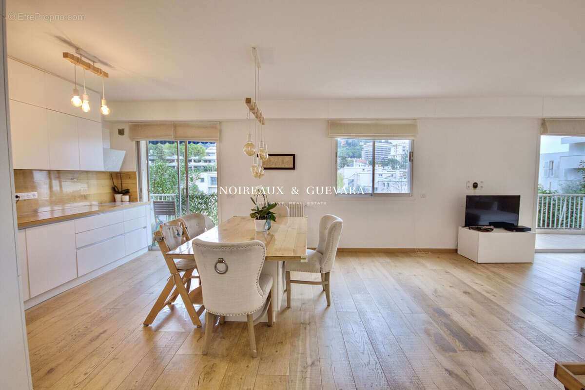 Appartement à LE CANNET