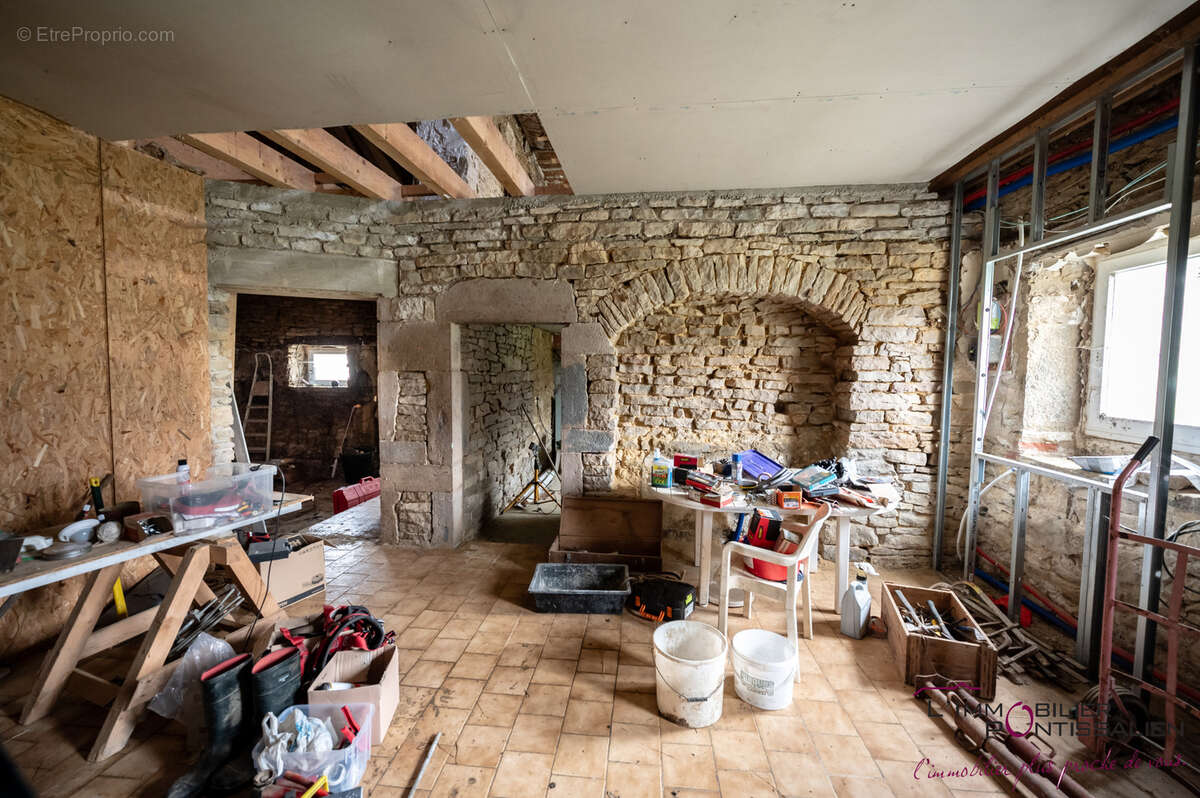 Gevresin - ferme a renover - photo 2