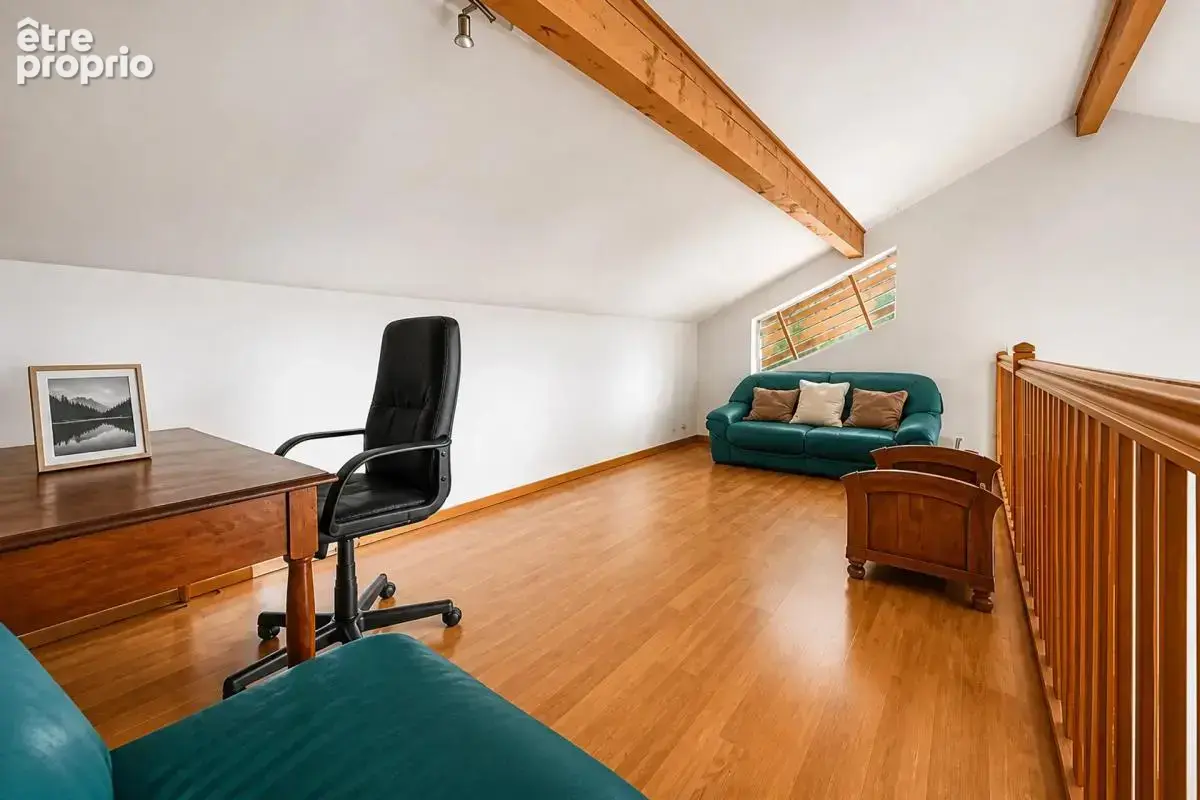 Maison de 7 pièces de 180 m² à Jassans-Riottier - photo 17