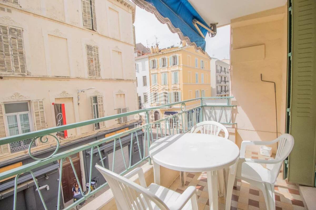 Appartement à CANNES