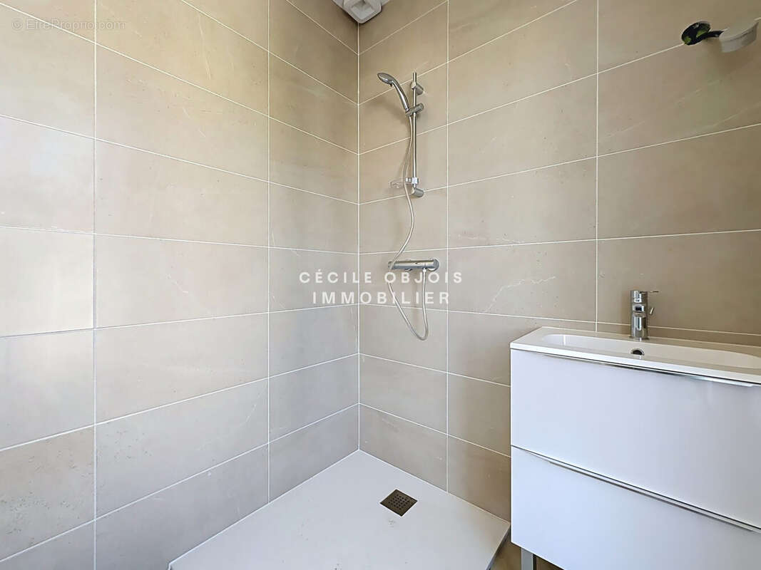 Maison 93 m² à Joinville-Le-Pont  - photo 9