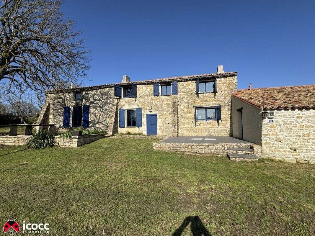 Maison à LA BRETONNIERE-LA-CLAYE