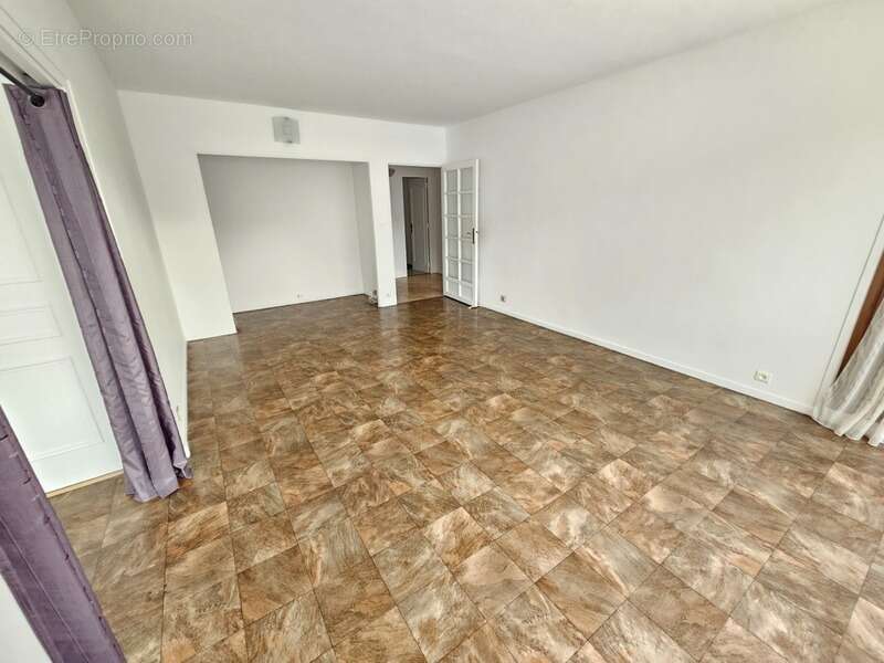 Appartement à RIS-ORANGIS