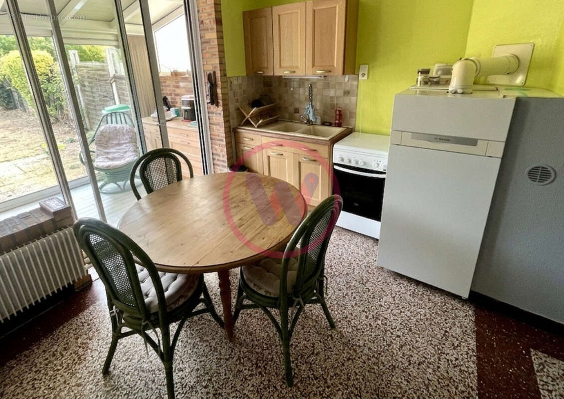EXCLUSIVITE - ARRAS GARE - Maison de ville de 171m2 - 4 chambres et jardin - photo 4
