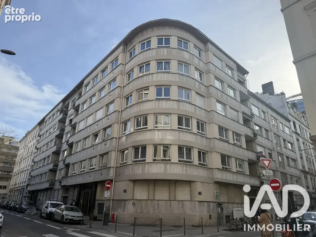 Photo 1 - Appartement à LYON-6E