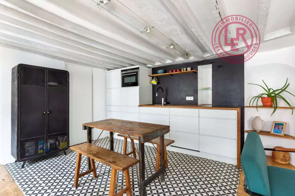 Appartement à PARIS-11E