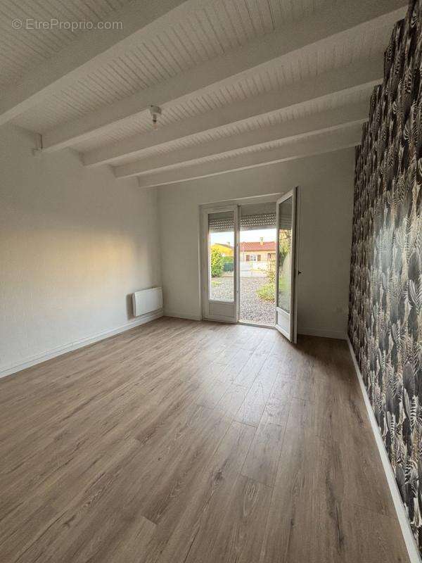 Maison à CASTELGINEST