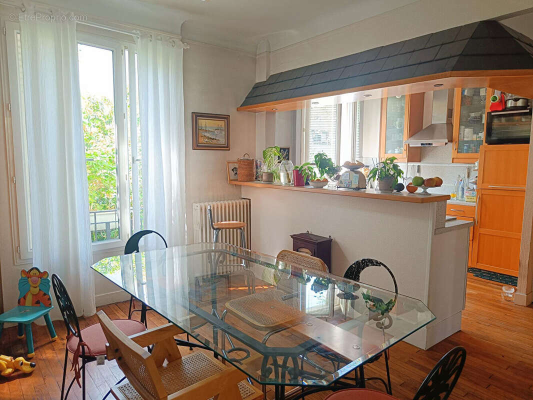 Maison à VILLEMOMBLE