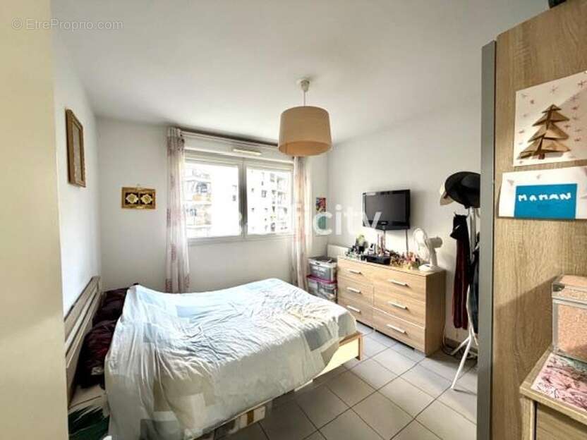 Appartement à MARSEILLE-3E