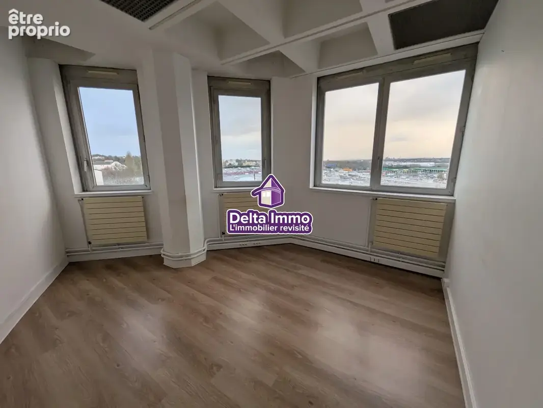 Commerce 122 m² à vendre à Herouville-Saint-Clair (14200) - photo 2
