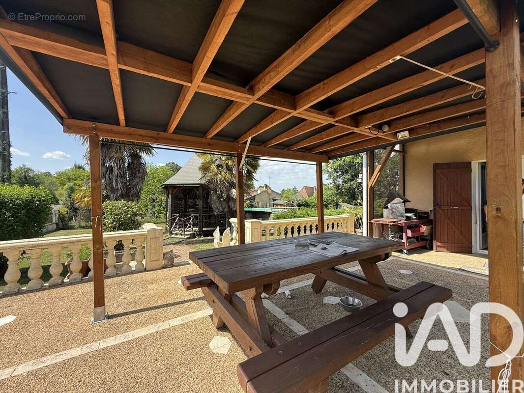 Photo 5 - Maison à ANTONNE-ET-TRIGONANT