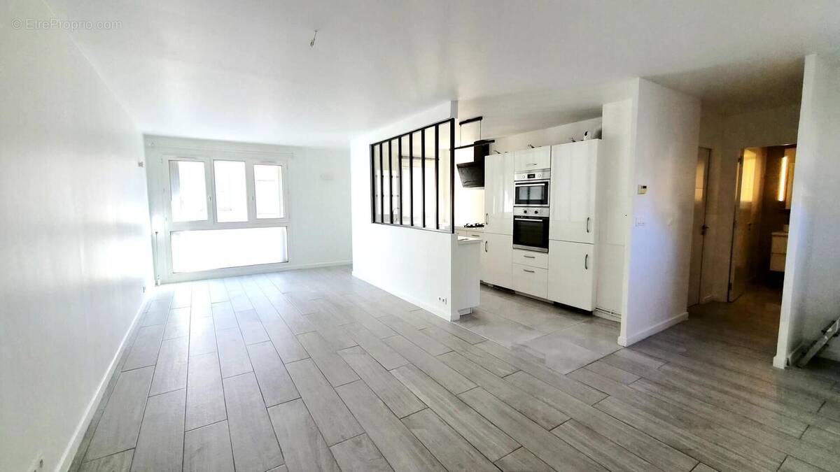 Photo 1 - Appartement à SARTROUVILLE