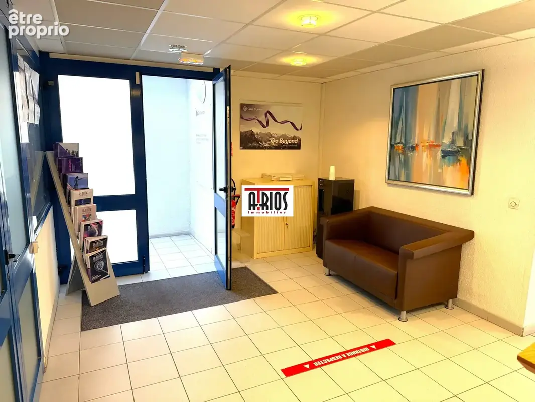 Commerce 315 m² à vendre à Hyeres (83400) - photo 7