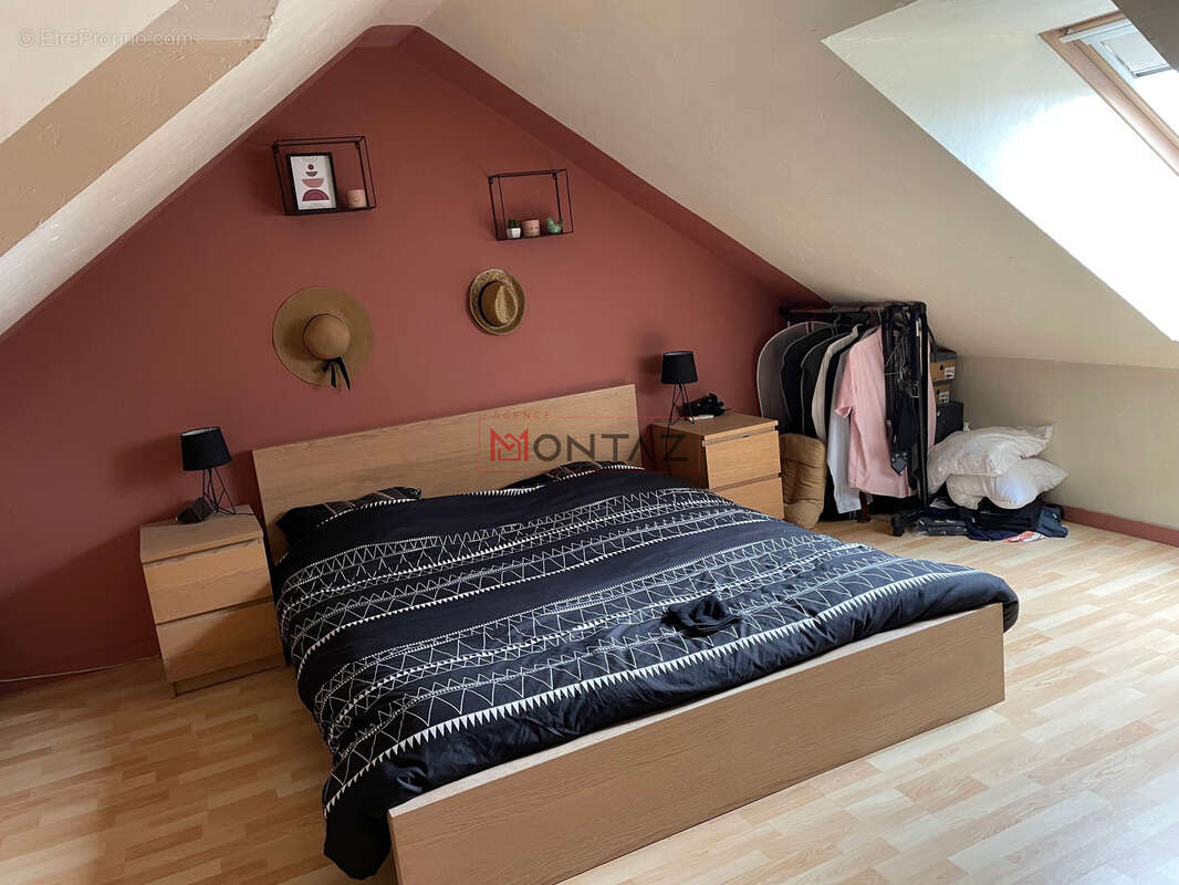 Maison à CHOISY-EN-BRIE