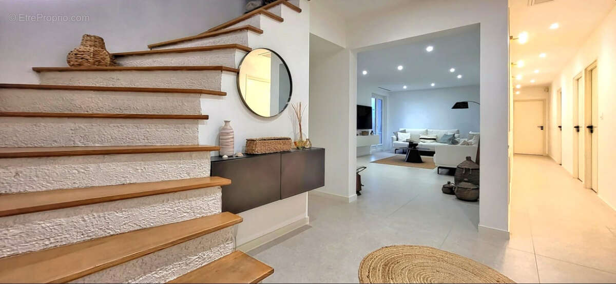 Maison à ROUSSILLON