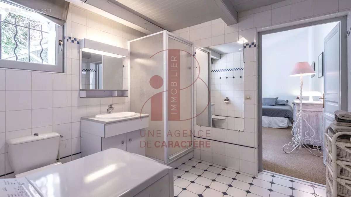 Maison à FONTAINEBLEAU