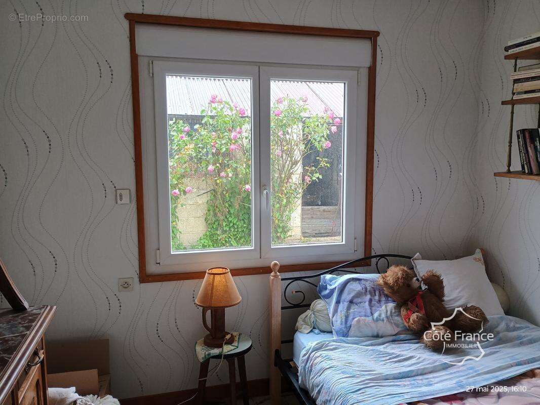 Maison à SAINS-RICHAUMONT