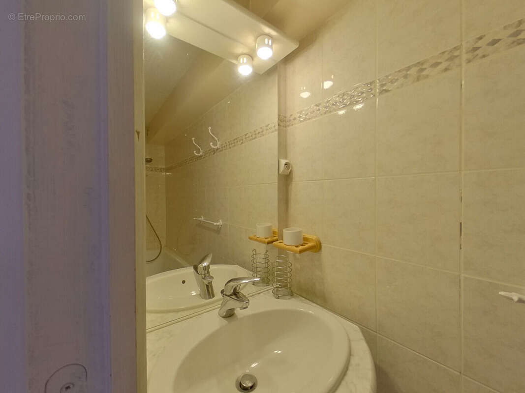 Appartement à LES THUILES