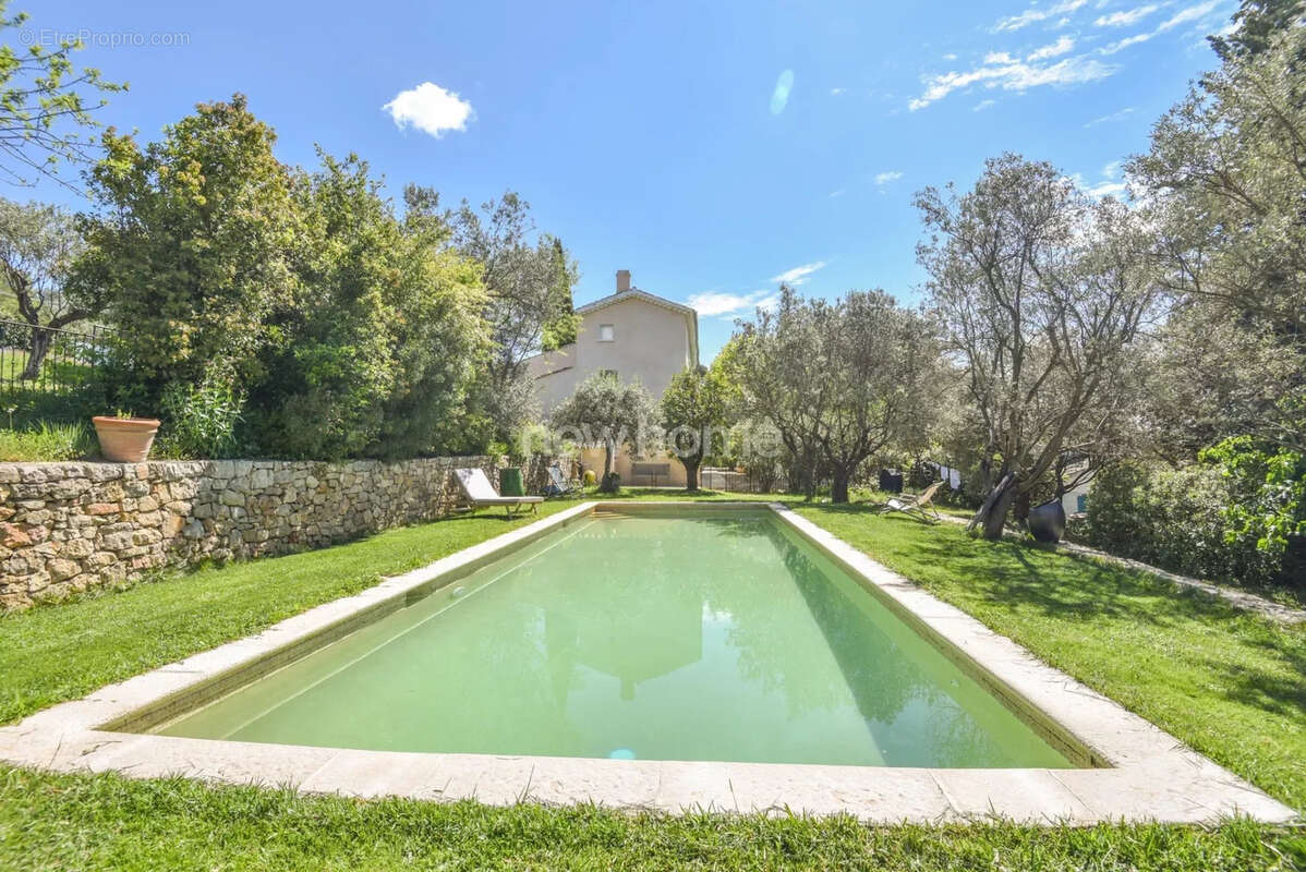 Maison à DRAGUIGNAN