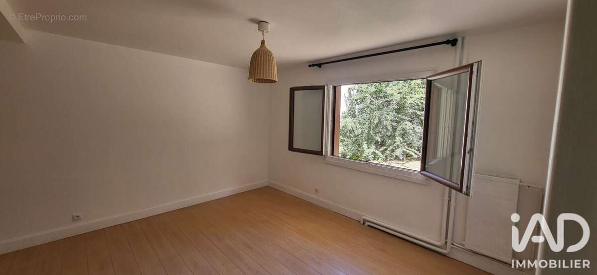 Appartement 31 m² à Rueil-Malmaison  - photo 3
