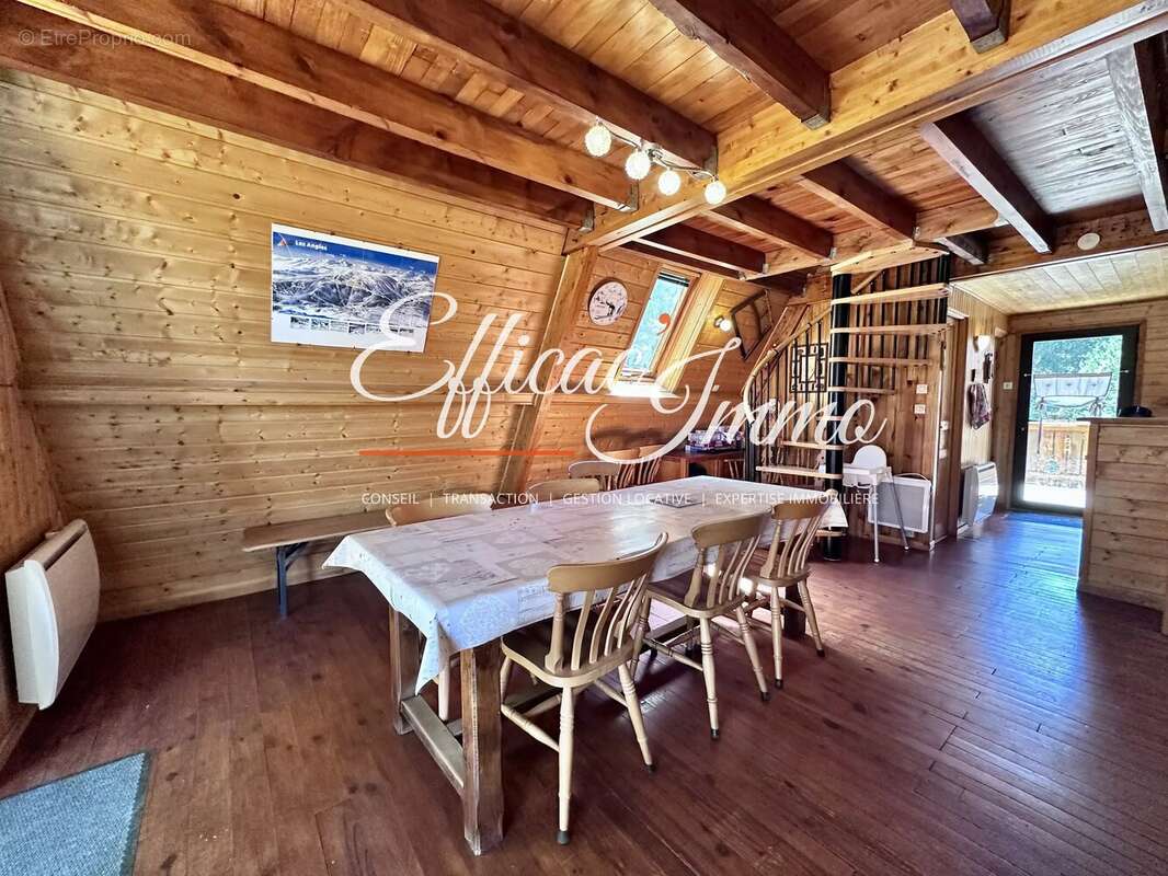 Les angles – chalet 4 faces – 90 m² – terrain de 1 185 m² – vue lac de matemale – vendu meublé - photo 5
