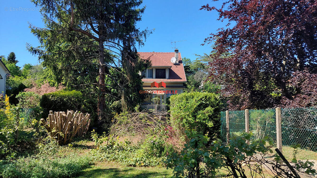 Maison à BOUGIVAL
