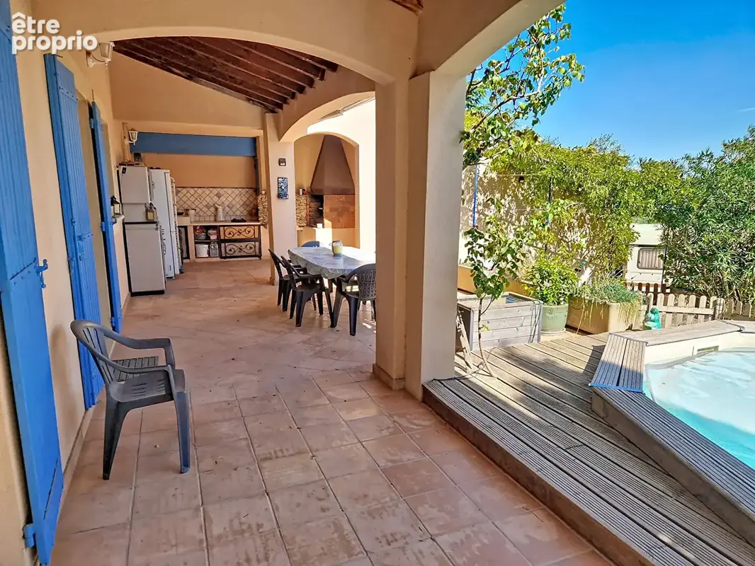 Maison Villeneuve Les Avignon 5 pièce(s) 150 m2 plus garage sur 521 m² de terrain avec piscine hors-sol - photo 13