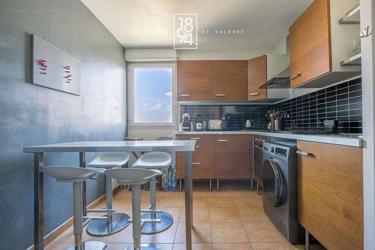 Appartement à MARSEILLE-9E