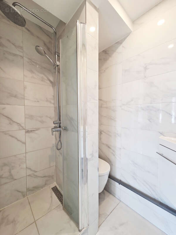 Appartement à PARIS-19E