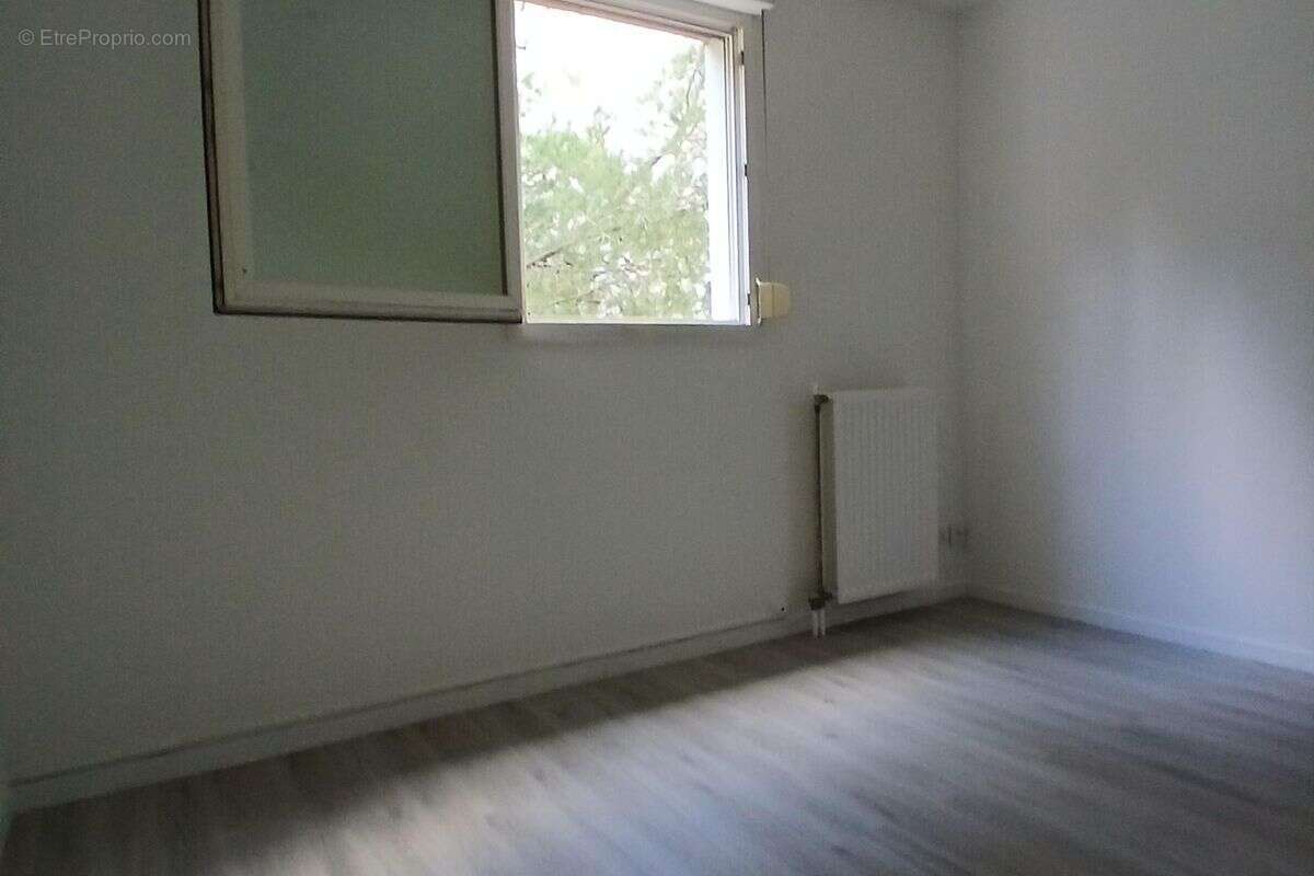Appartement à MARSEILLE-9E