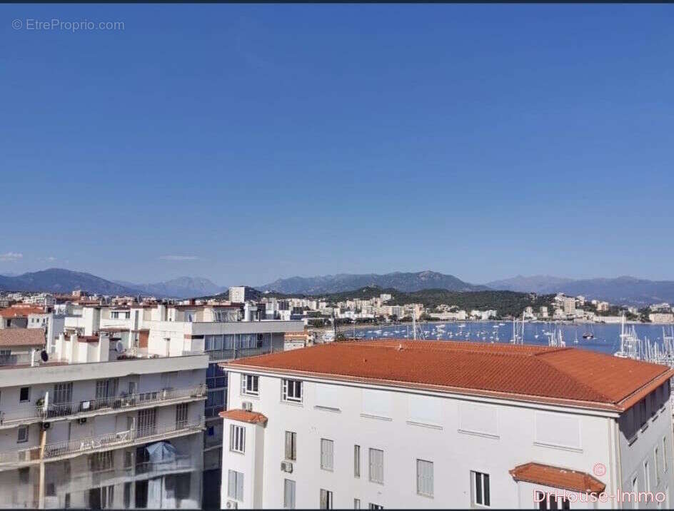 Appartement à AJACCIO
