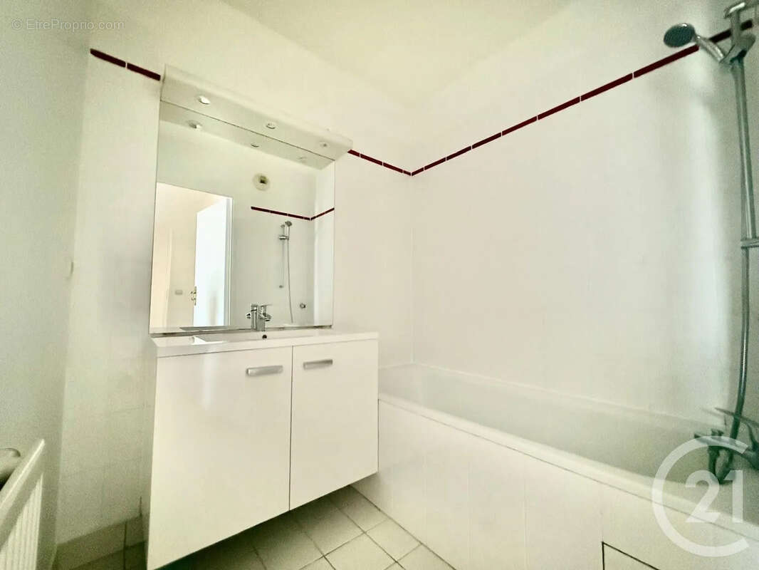 Appartement à CLICHY