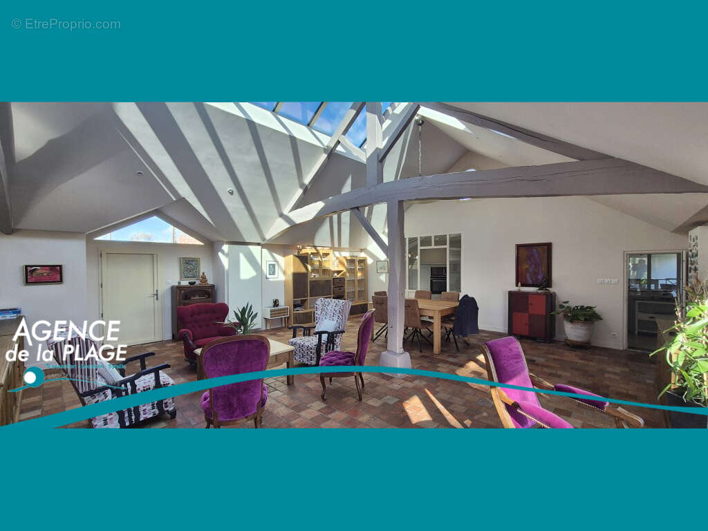 Maison à LE PERRIER