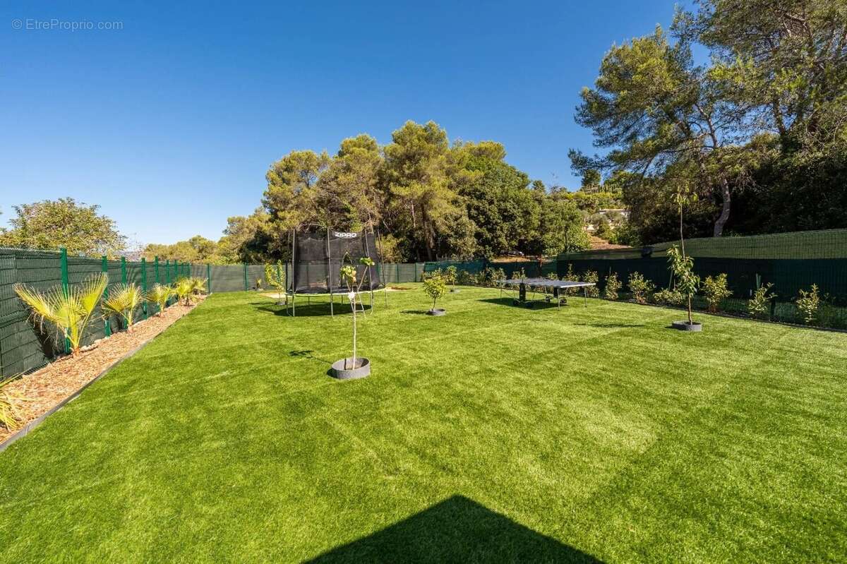Maison à MOUGINS