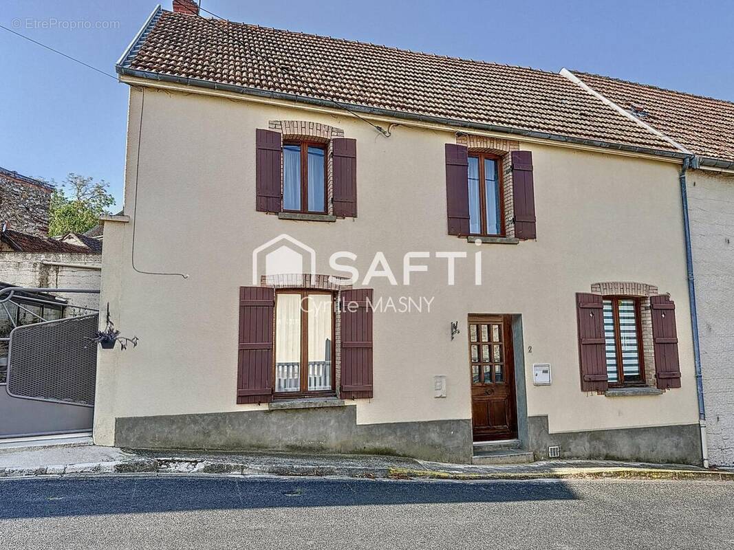 Photo 1 - Maison à LUDES