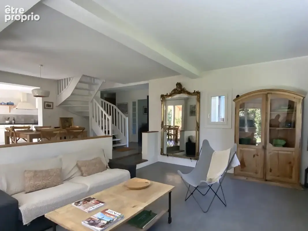 Villa avec piscine dans un cadre verdoyant à 12 minutes d'Uzès. - photo 6