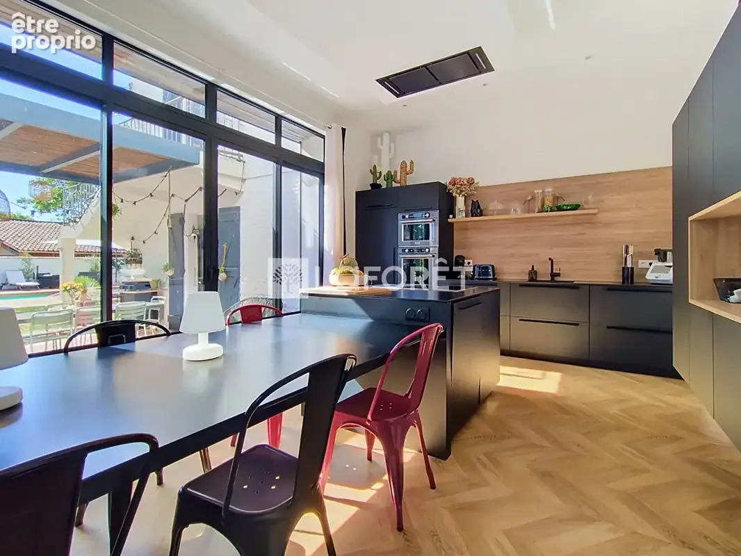 Villeneuve les Bouloc, Maison de Maître de 255 m² ! - photo 4