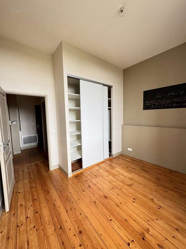 Appartement à SAINTES