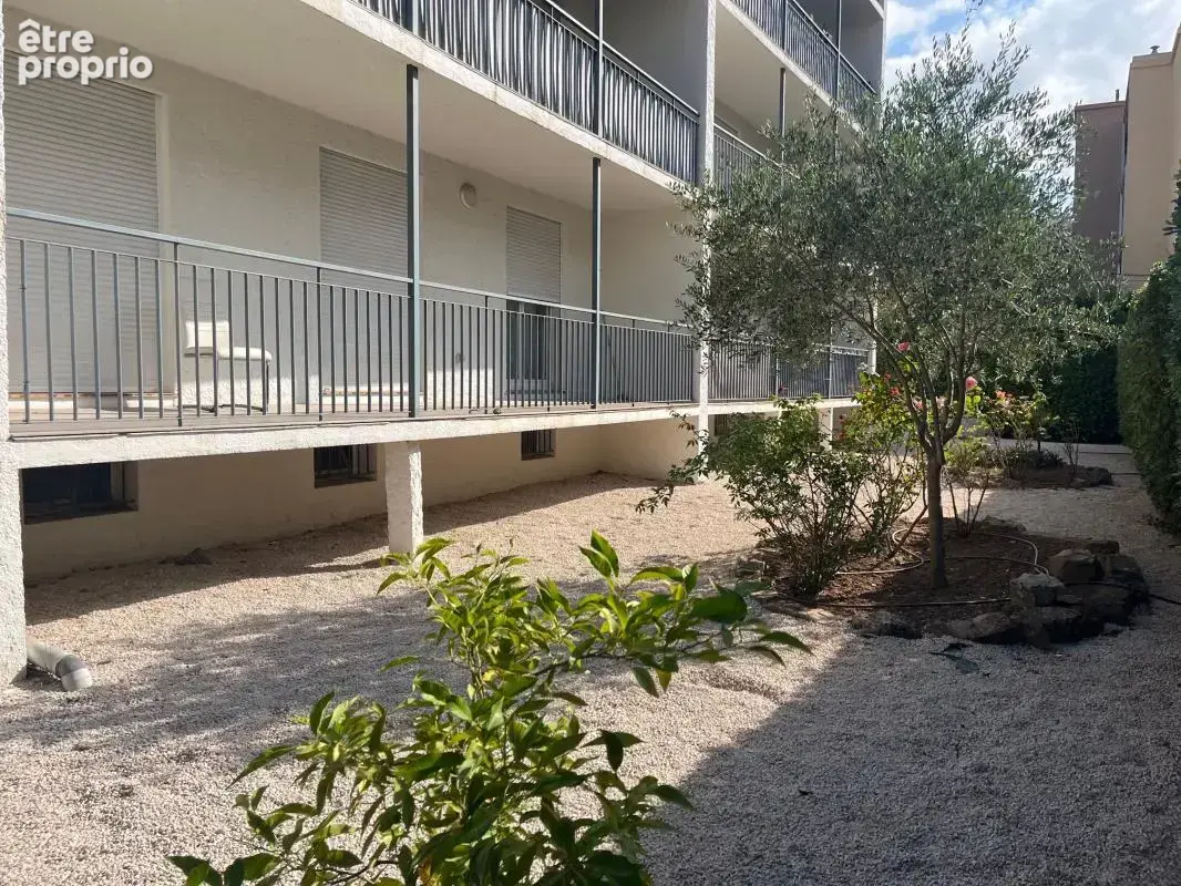 Appartement À Vendre - photo 22