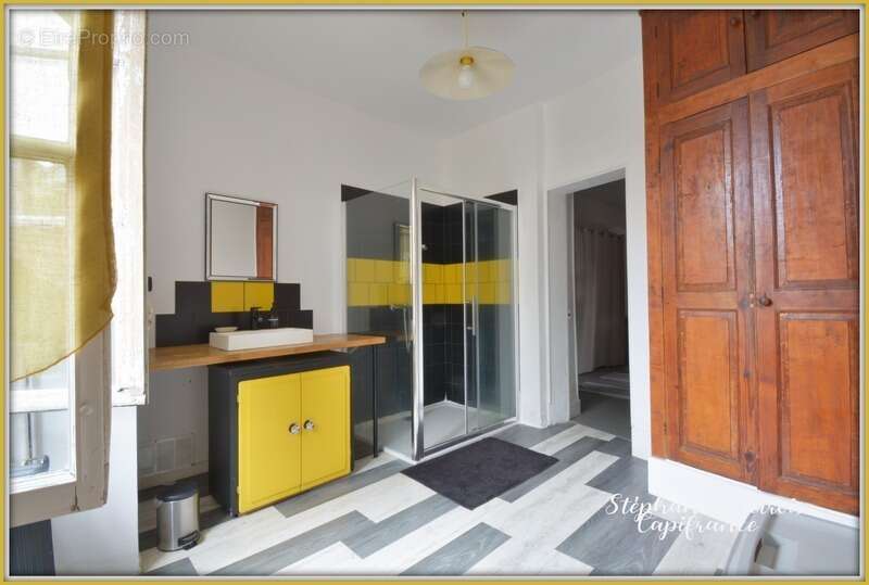 Maison à NEUVY-SUR-BARANGEON