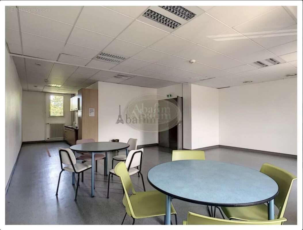 Appartement à CAZERES