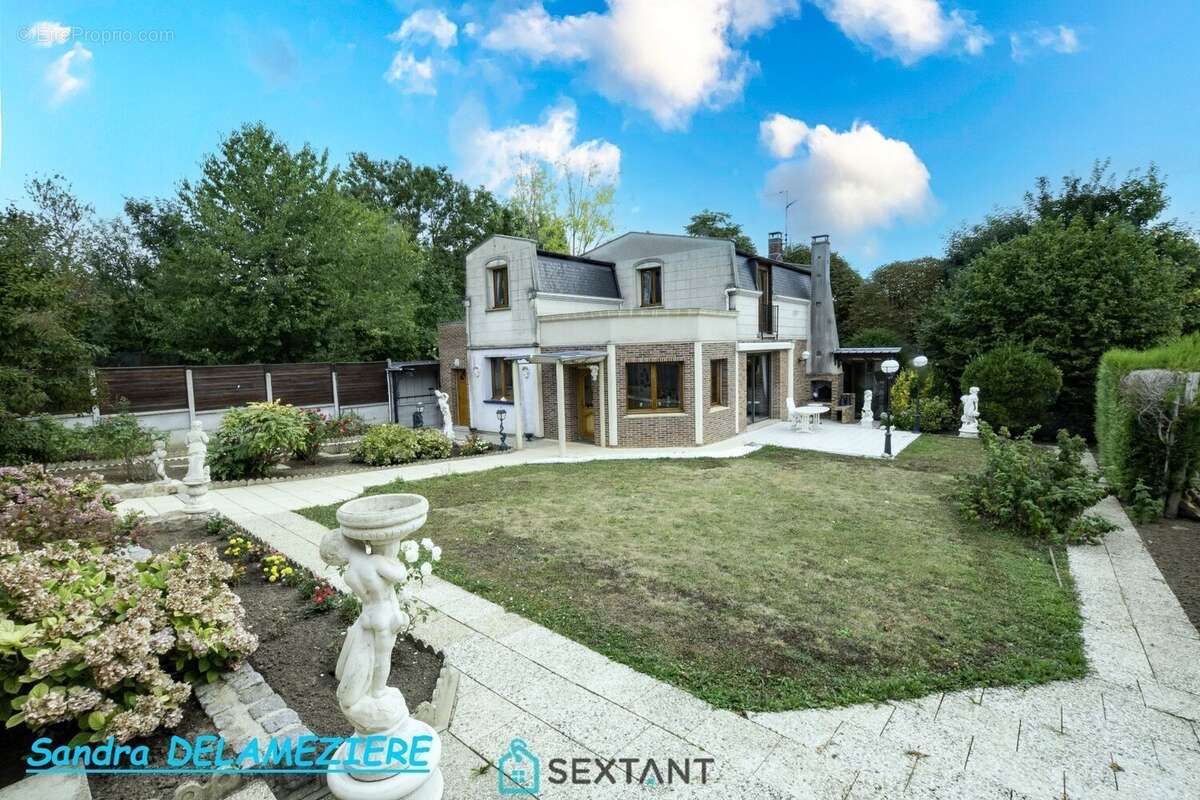 Maison et terrain  :  quartier Sainte-Anne, Amiens. - photo 5