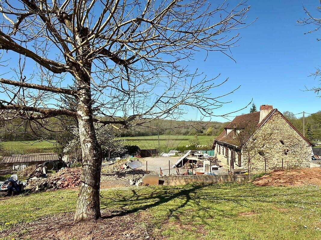 Maison à VILLE-LANGY