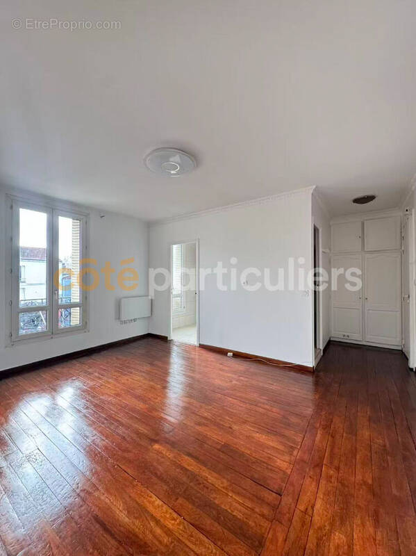 Appartement à AUBERVILLIERS