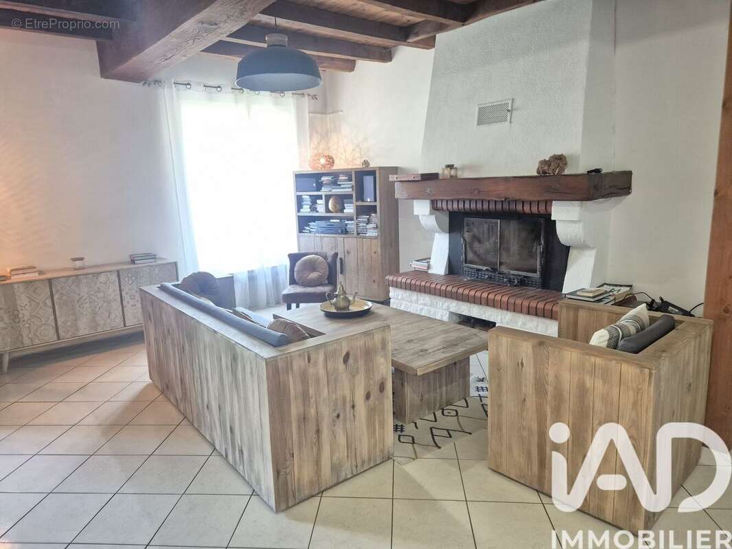Photo 4 - Maison à VENANSAULT