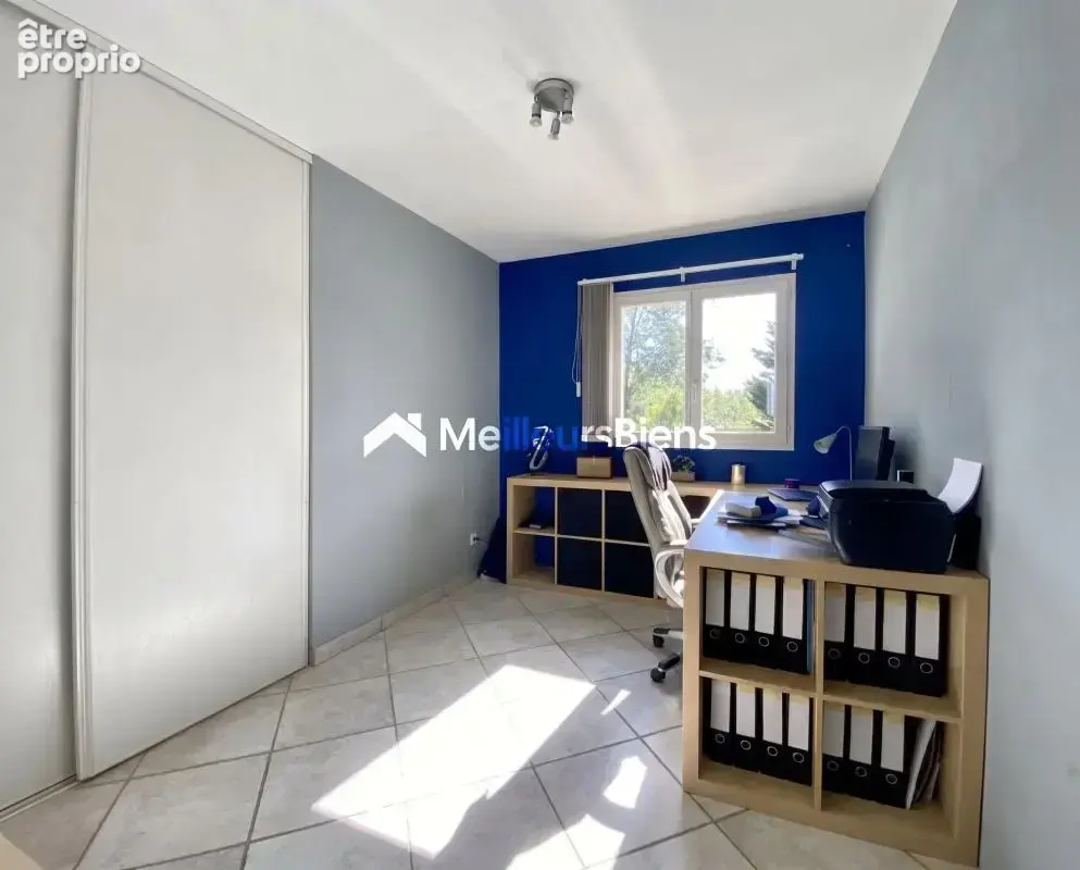 Maison de plain-pied 175 m2 5ch — à châtillon commerces à pieds — avec piscine, studio indépendant et garage - photo 13
