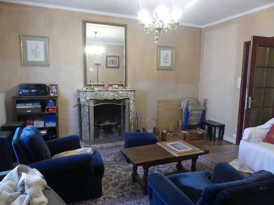 Maison à LE CREUSOT