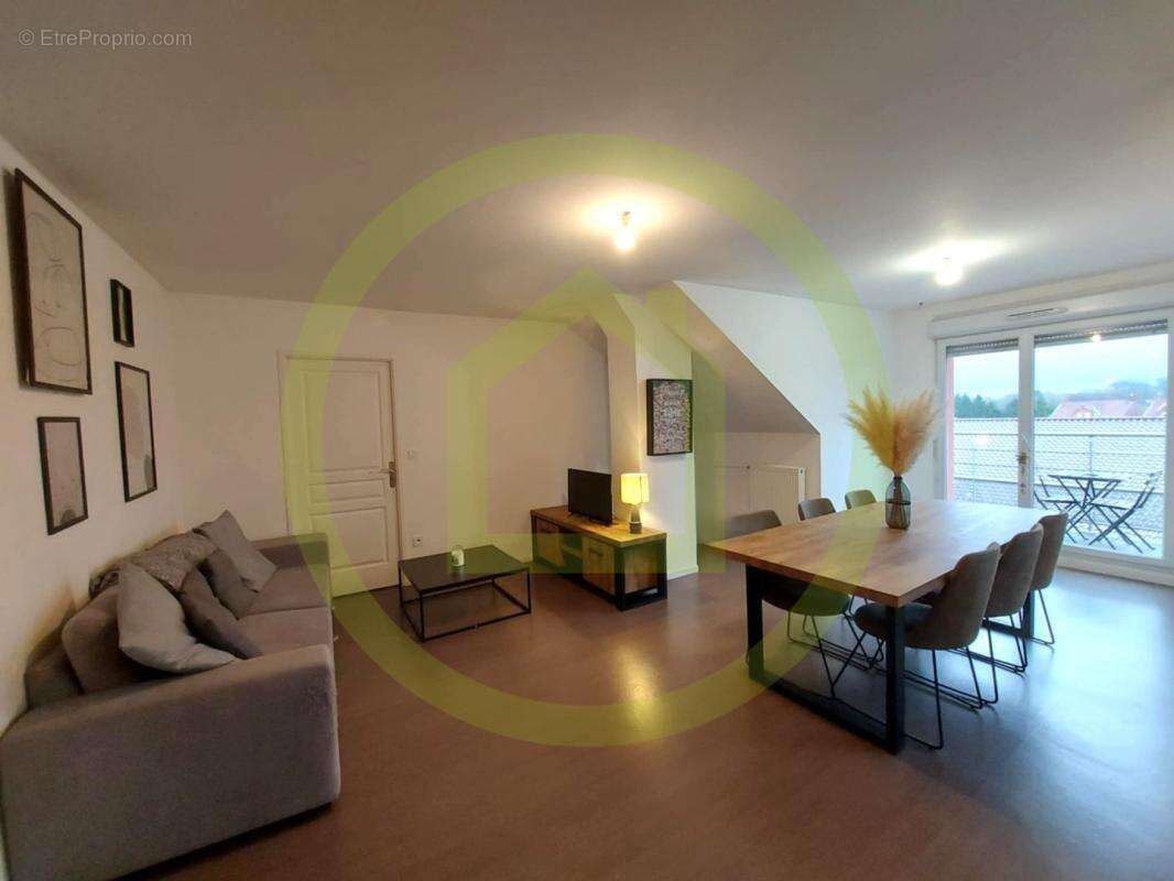 Appartement à LOUVROIL