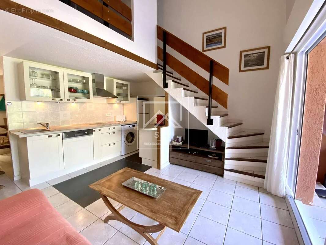 Appartement à LECCI
