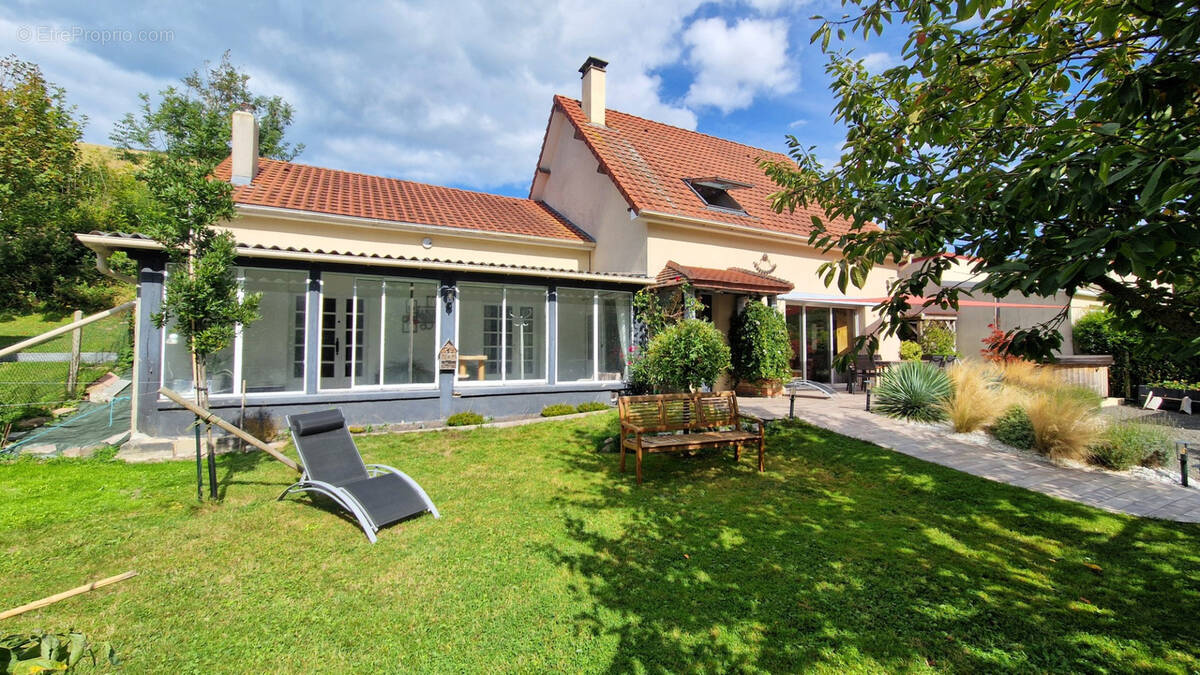 Maison à SAINT-MARTIN-EN-CAMPAGNE